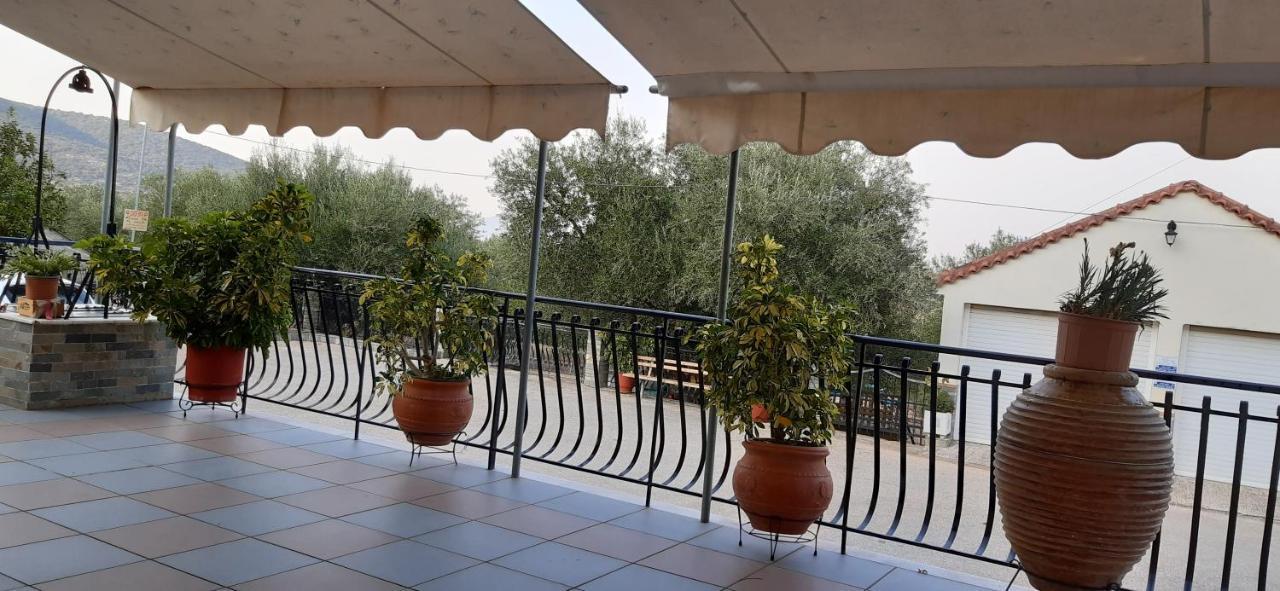 Toulatos Pantelis Apartment Pouláta Exterior photo